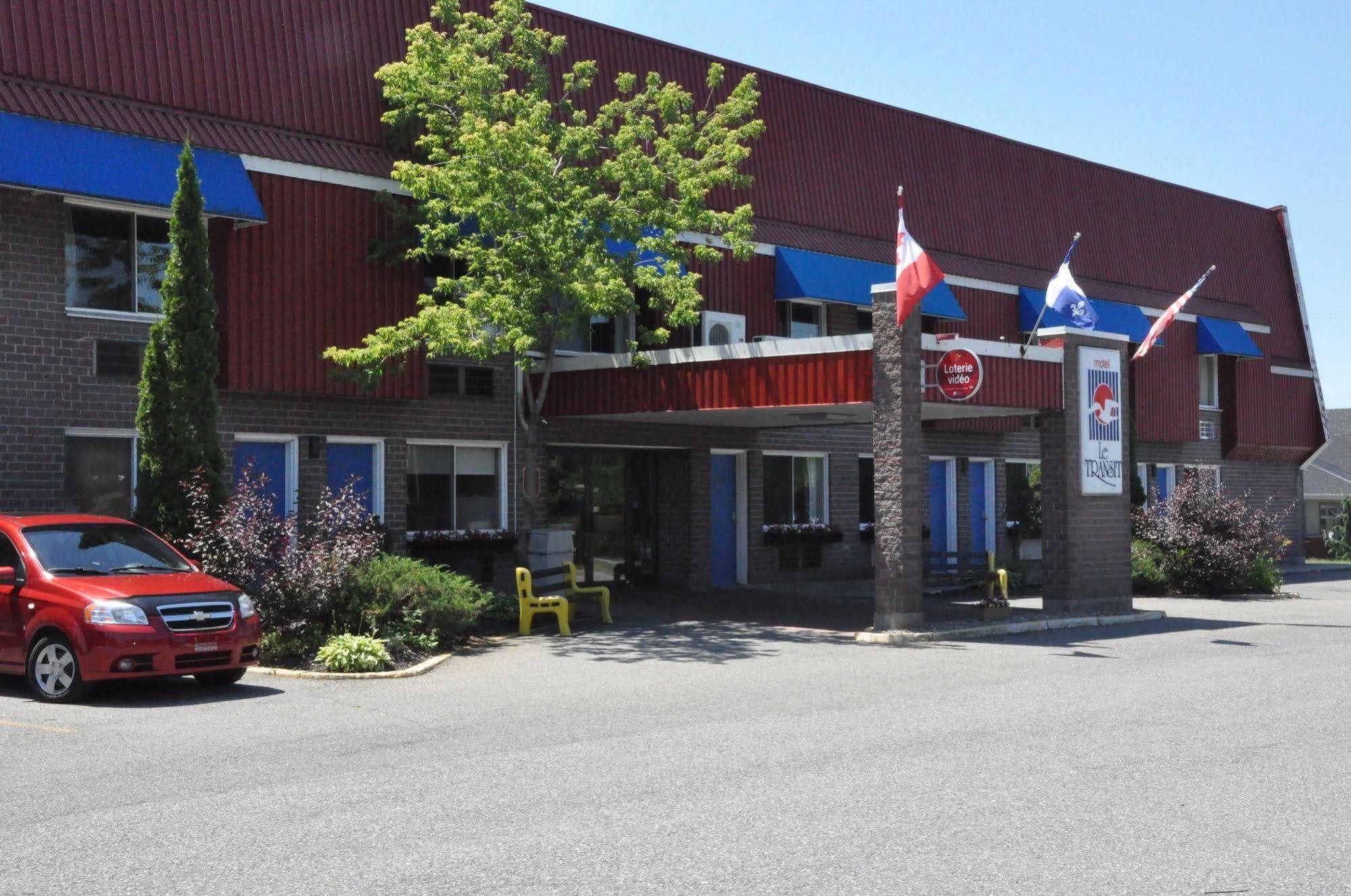 Motel Le Transit Mont-Saint-Hilaire Eksteriør bilde